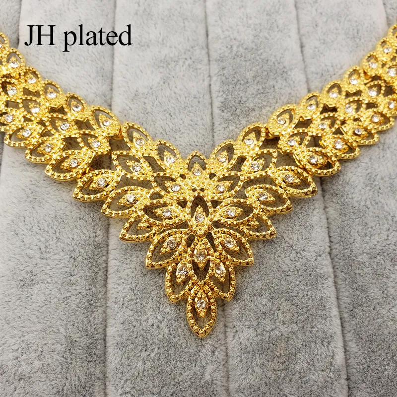 Squisito lusso Dubai Set di gioielli color oro collana orecchini India Nigeria Africano grandi accessori regali le donne set 2011258702633