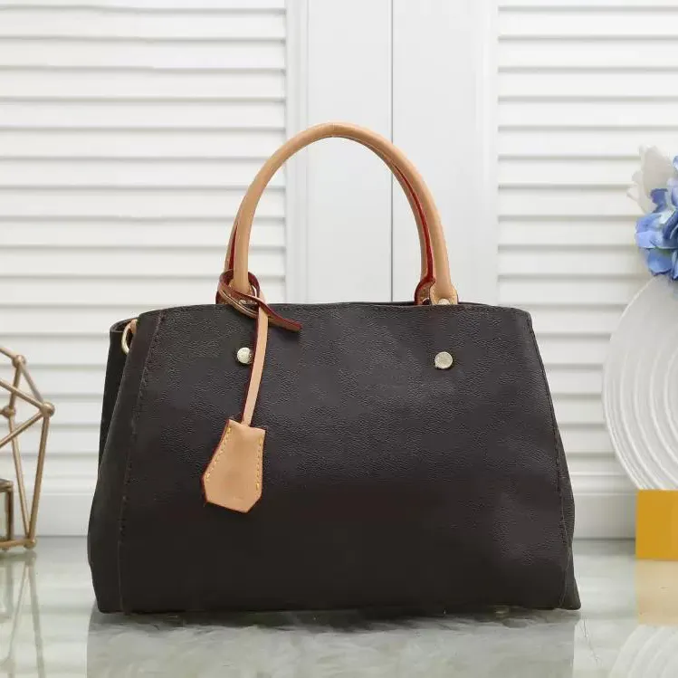 Projektanci marki kobiety wytłaczane torebki torba wysokiej jakości słynne klasyczne torby torebki damskie duże monogramy pojemność pu leath3313