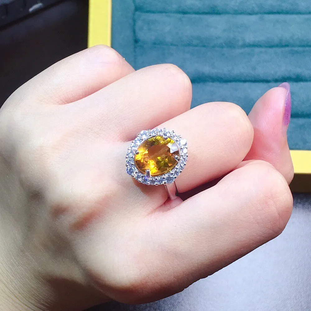Klassische elegante ovale gelbe Kristall -Citrin -Edelsteine Diamanten Ringe für Frauen 18K Weiß Gold gefüllt Silber S925 Schmuckbands9128667