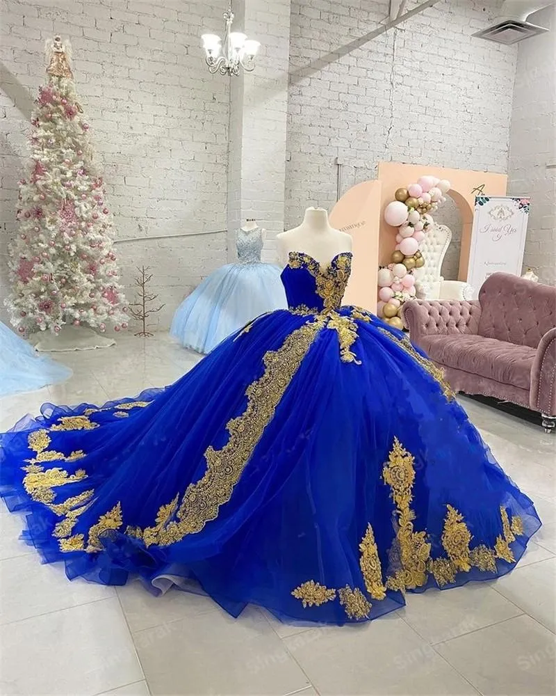 2022 Royal Blue Gold Lace Vestidos de Novia Quinceanera Dresses Sweetheart Lace-Up Long Train Donshs Women Plus Prom Plar Party Eve249S