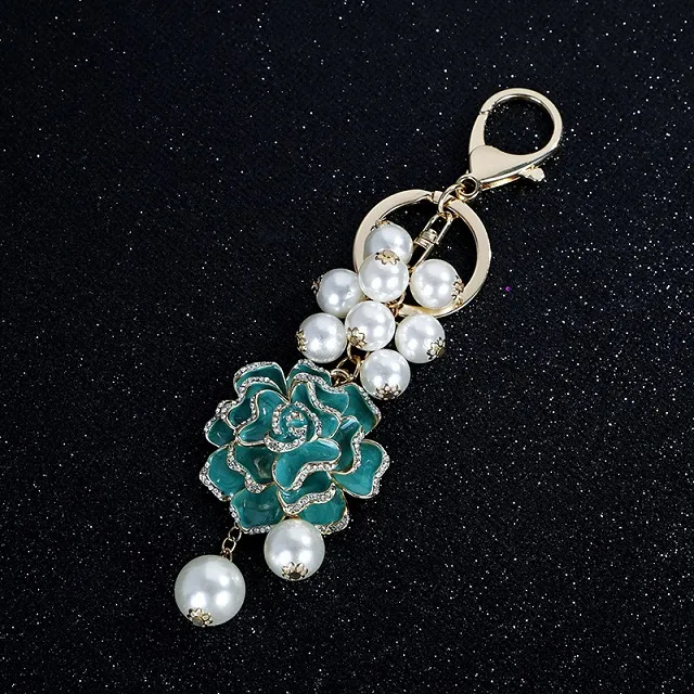 新しいトレンディなファッションIns豪華なデザイナーかわいいCamellia Flower Mutli Pearls Tassel Bag Charms keychains for women girls343z