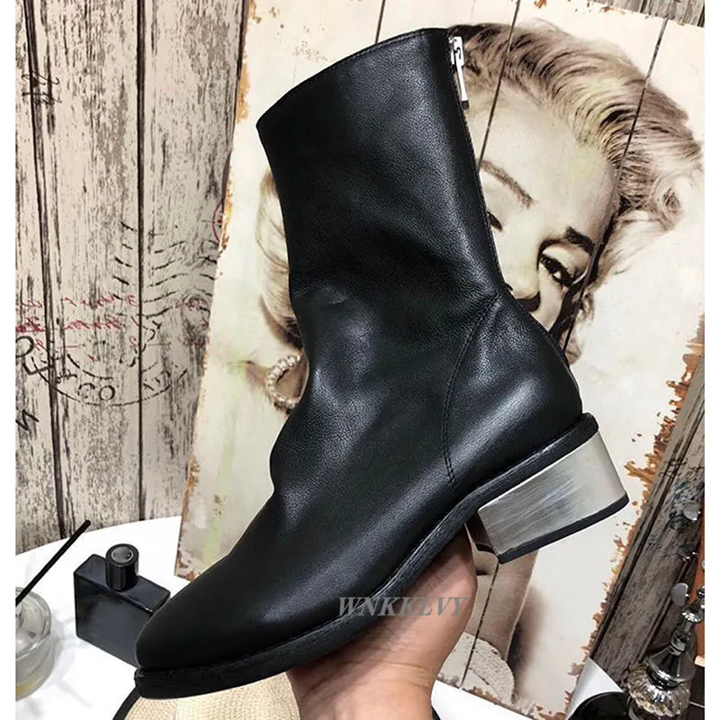 Metal Mid Heel Martin Botas Women Round Toe Sapatos de outono enrugados Back Zipper Torno