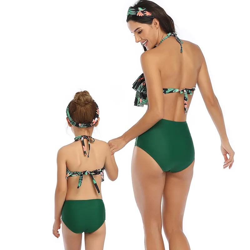 RISEADO Yüksek Bel Yemeği Takımları Fırlatılmış Mayo Anne ve Kızı Bikinis Yeni Plaj Giyim Seksi Halter Bikini Seti T200508