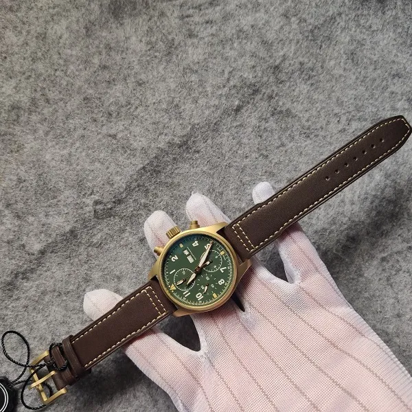 Caso de bronze real de 41 mm Automático 7750 Cronógrafo Piloto Homens Assista Sapphire Crystal Imperpermeável Relógio de pulso genuíno Strap date218b