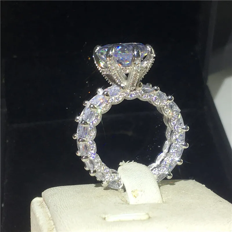 2020 Goutte d'eau à la main 8ct Lab Diamond Ring 925 Bijoux en argent sterling Bagues de fiançailles pour femmes hommes Bijou cadeau Y285t