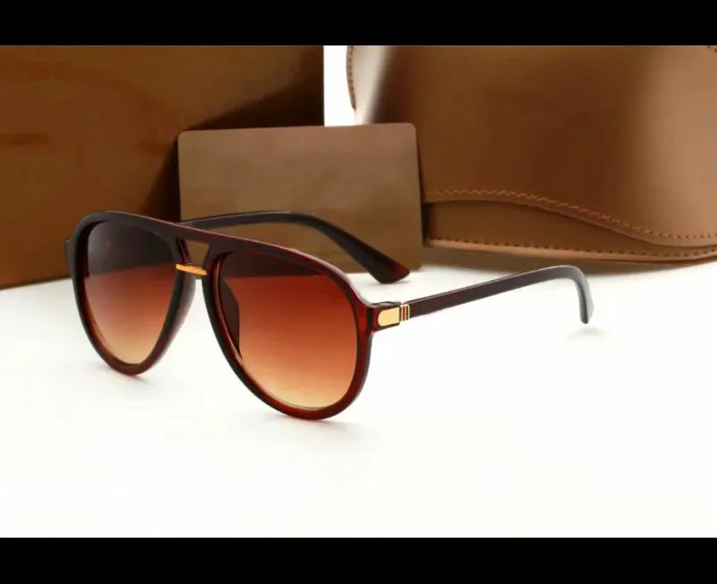 2021 neue Designer-Sonnenbrille Markenbrille Outdoor-Sonnenschirm PC-Rahmen Mode klassische Damen Luxus 0015 Sonnenbrille Schattenspiegel Frauen