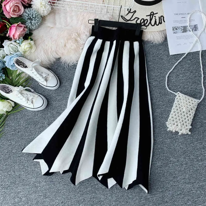 Nova chegada Black White Stripe Ladies Saias