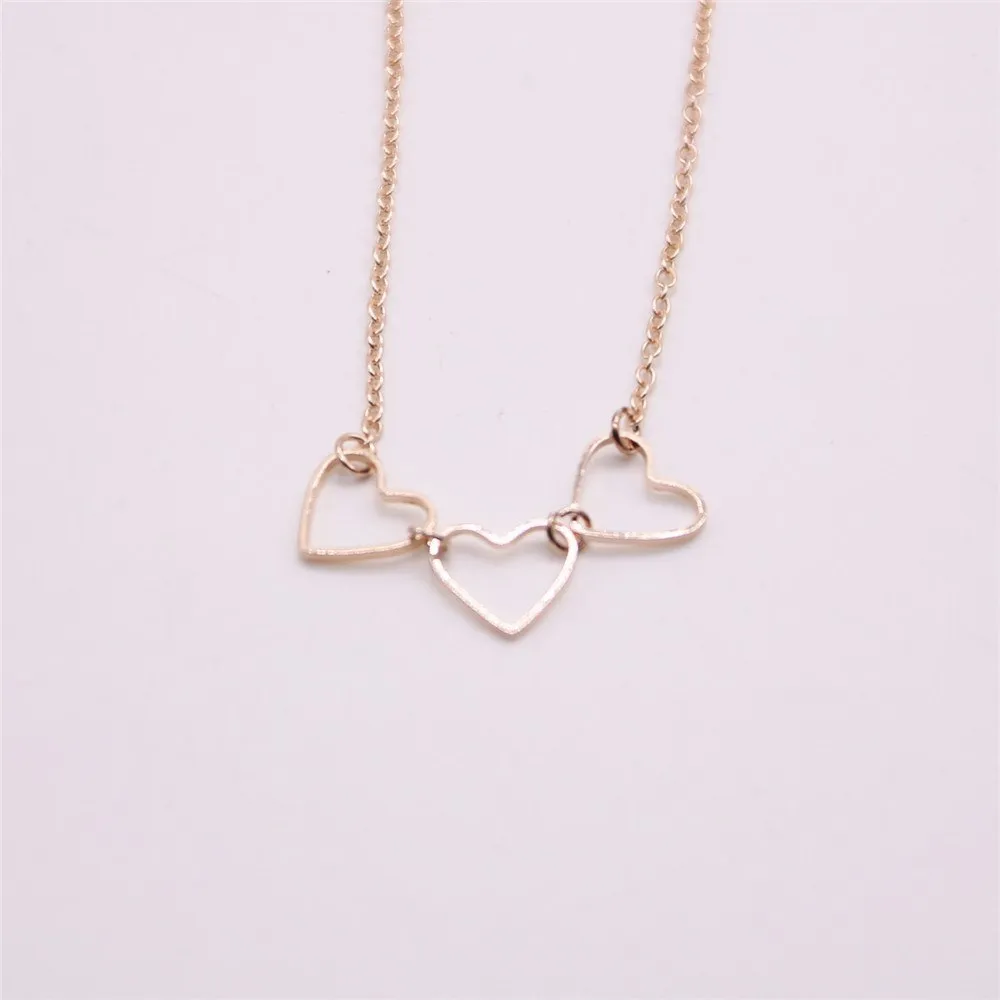 قلادة Hollow Out Love Heart Necklace ثلاثة قلادات مزيج قلادة للفتيات إلى النساء الذهب الفضي Rose Three اختياري 297 عامًا