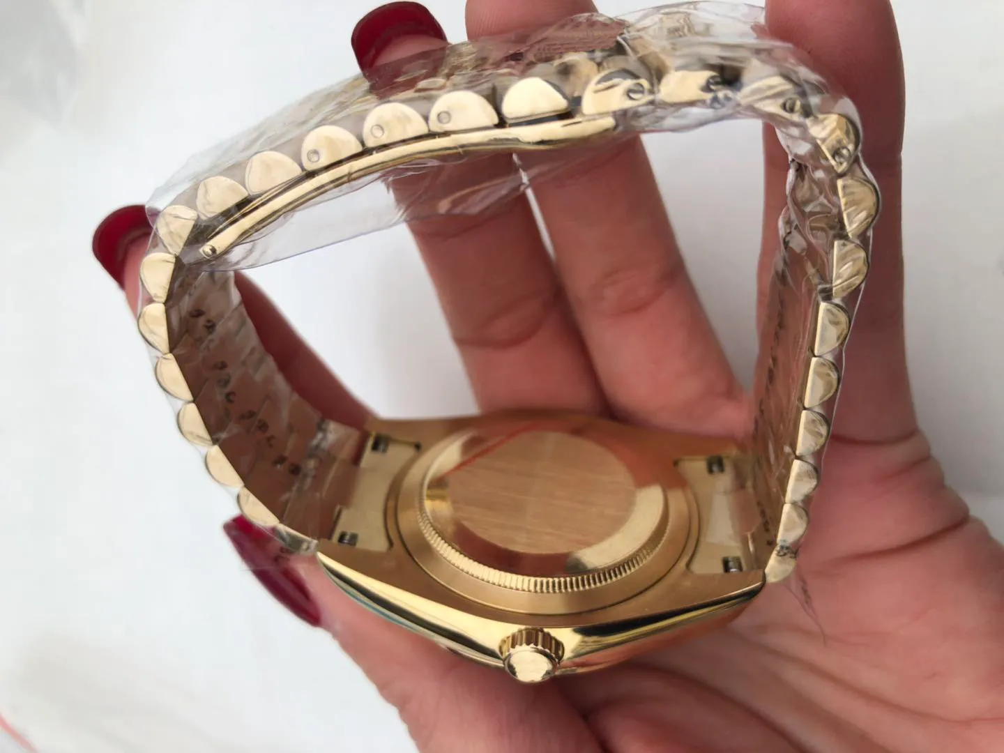Модные часы Высочайшее качество из желтого золота с бриллиантовым циферблатом и безелем Автоматические мужские часы Наручные часыМужская спортивная механика266m