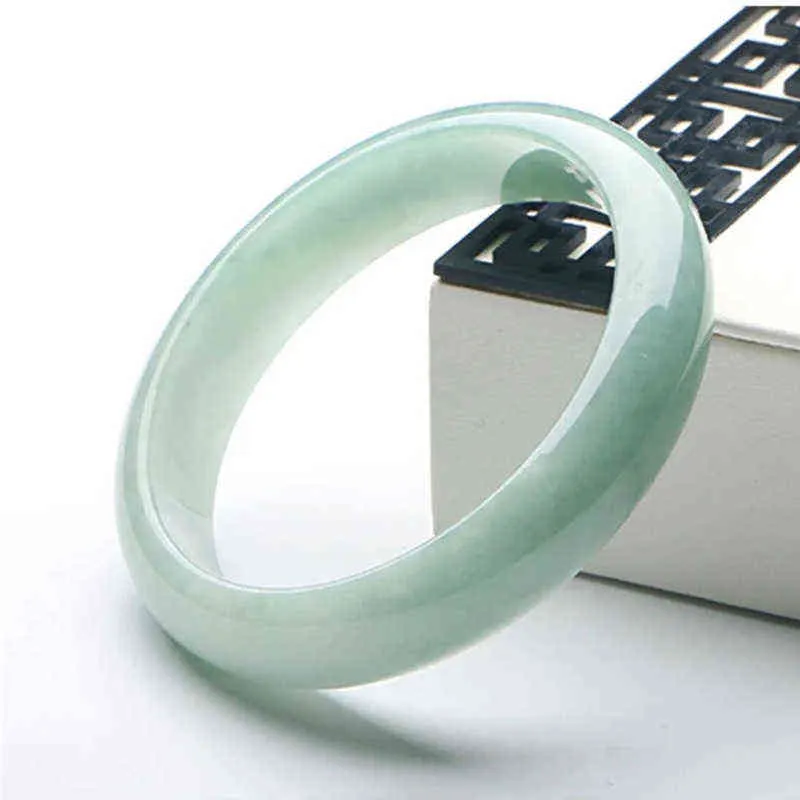 Мьянма Круглый браслет Натуральный нефрит Ледяной нефритовый браслет Маленькие ювелирные изделия Светло-зеленый Модные аксессуары Счастливый камень Подарок для матери X220267O