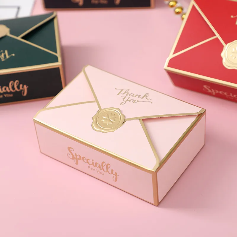 Prosty kreatywny pudełko na prezent Komał Komanta Weddna Prezent Wedding Candy Box Favours Przyjęcie urodzinowe świąteczne dekoracja żelwery y1121246o