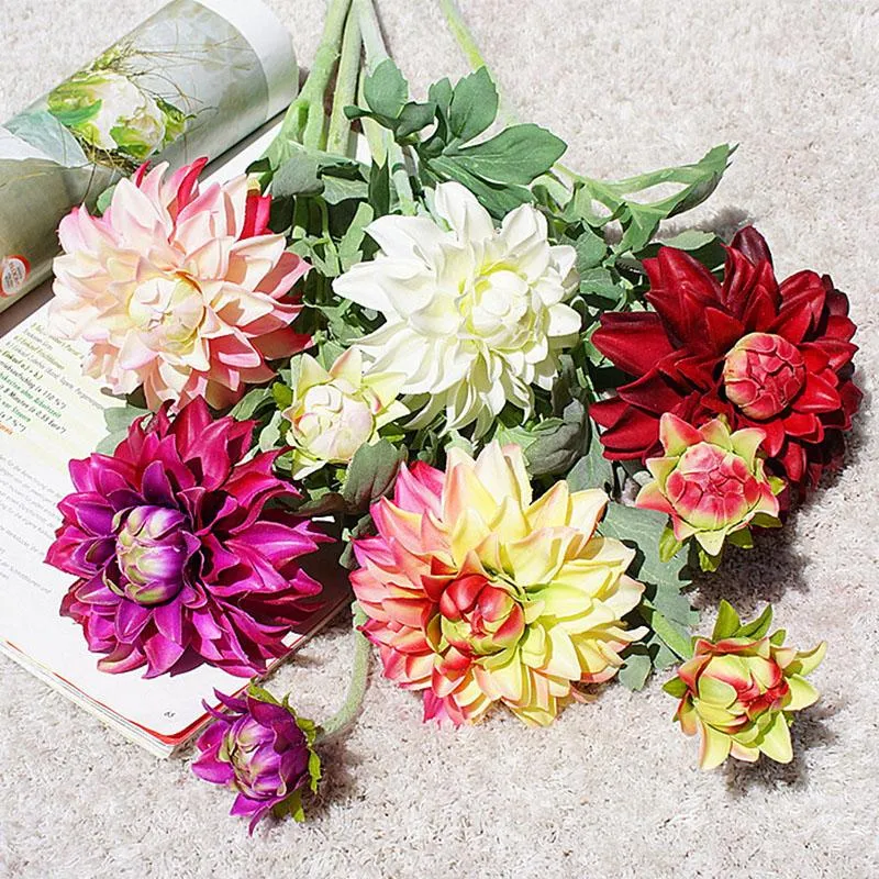 Dekorativa blommor kransar 2 huvuden dahlias konstgjorda siden fall livlig verklig touch daisy falsk för bröllopsfest diy hem dekoratio298c