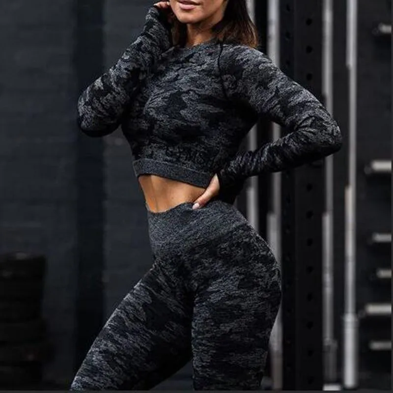 Новейшие наборы йоги женщины бесшовные камуфляжные топы с длинными рукавами высокая талия. Фитнес -спортивные спорт.
