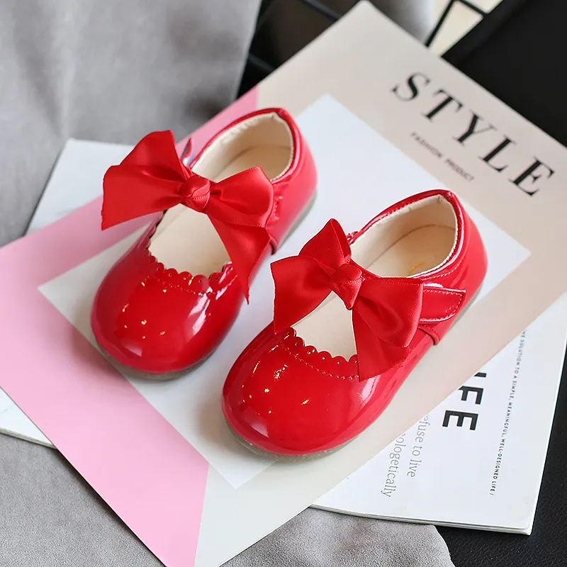 Spring Autumn Baby Girls Shoes Cute Bow Patent Leather Princess Solid Color Kids Gilrs Dancing First Walkers SMG104 220211