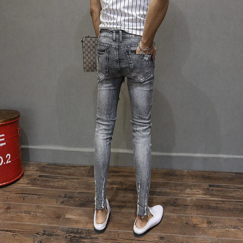 Whole Fashion Casual adolescents cowboy coréen à la mode genou déchiré trou skinny jeans mens bord brut mode stretch pantalon 201111276Q
