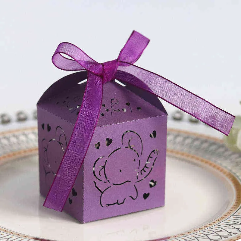 100 sztuk Elephant Laser Cut Wedding Favors Pudełko Hollow Candy Boxe Z wstążką Baby Shower Engagement Wedding Party Decoration H1231
