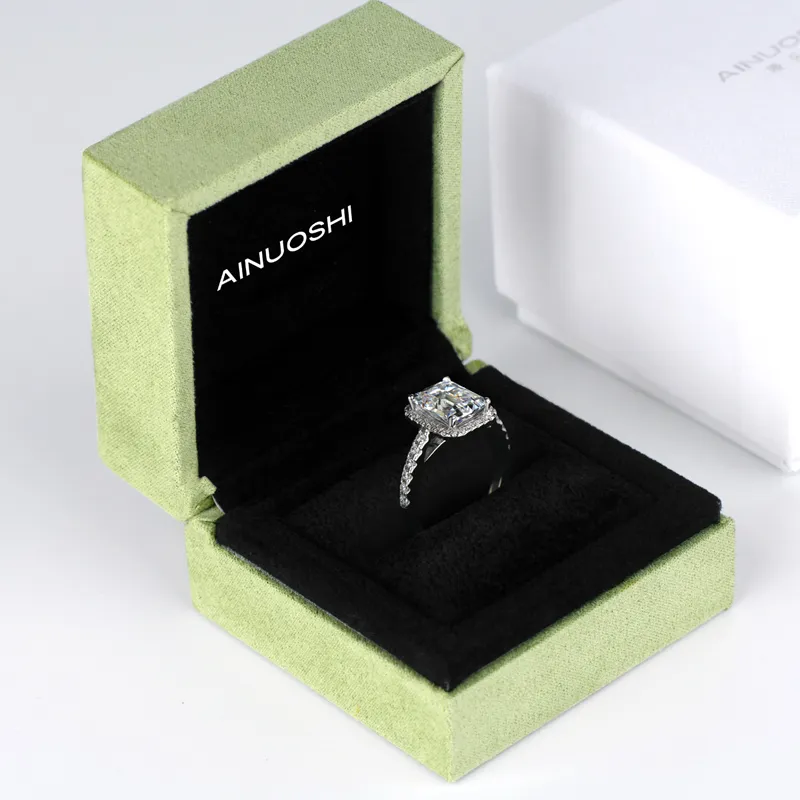 Ainuoshi 3.0 Carats Emerald Cut Halo Обручальное кольцо для женщин, смоделированные алмазные годовщины с обручальным кольцом 925 стерлингового серебра Y200107