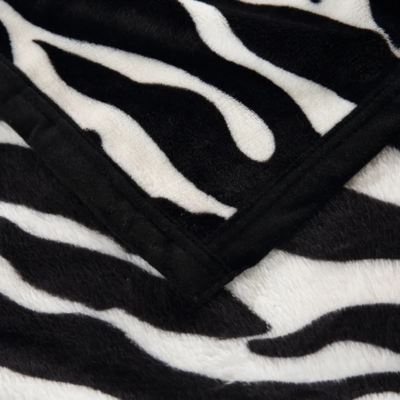 Coperta in feltro di visone morbido super confortevole Coperta floreale con motivo a strisce zebrato gettata sul divano / letto / viaggio traspirante LJ200819
