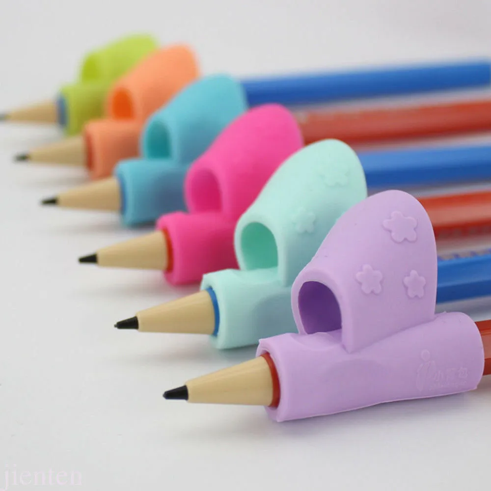 50 pezzi bambini morbido pesce morbido impugnatura a penna la penna di scrittura dispositivo correttore Multi Colors7737948