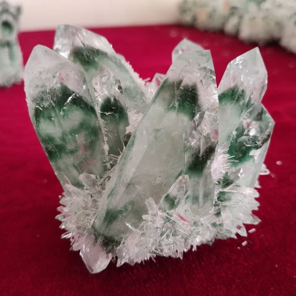300–1000 g seltenes wunderschönes grünes Geister-Phantom-Quarzkristall-Cluster-Exemplar 201125