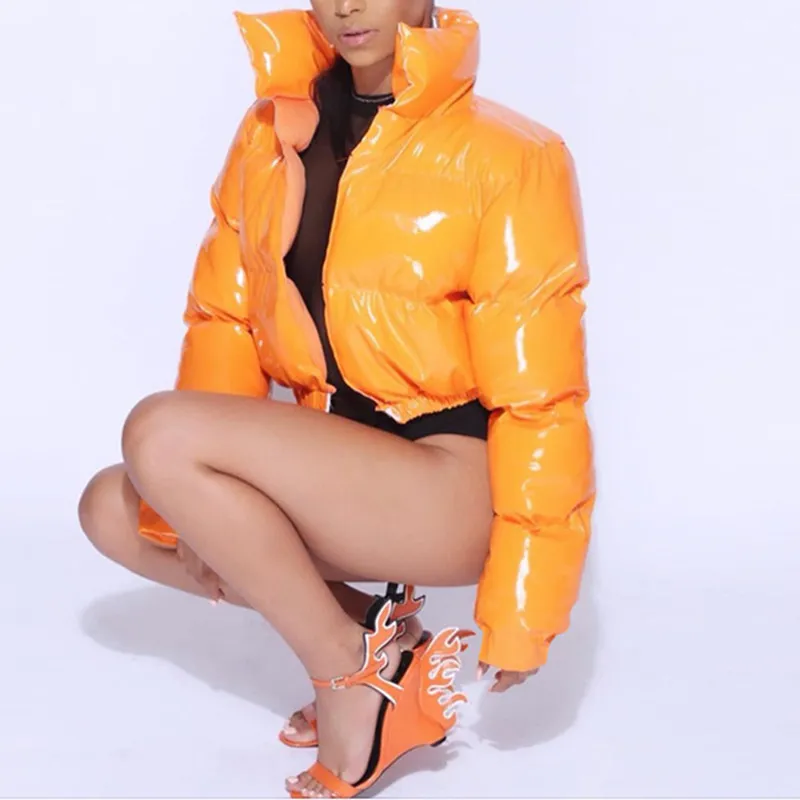 Cappotto a bolle di moda Casual Solido Colletto alla coreana Piumino corto da club le donne PU Leather Winter Zip Thick Puffer Jackets 201217