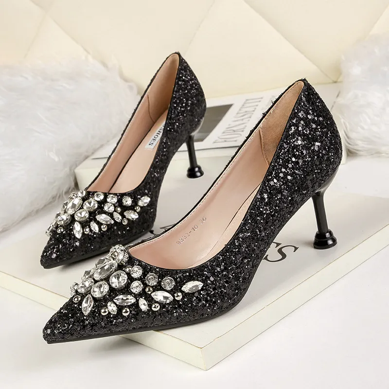 Sapatos de casamento de noiva de lantejoulas 2021 Celebrity Gala Oscar Sapatos formais de desgaste alto 6 5cm Gold Gold Silver Black Black Hoco Noiva 247G