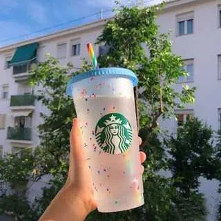 Reutilizável Starbucks Tumbler cor mudando confete copo frio arco-íris palha com tampa plástica copo fl oz