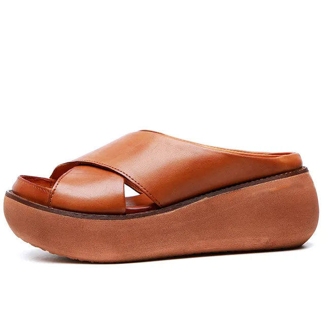 Kobiety sandały miękkie skórzane kliny buty kobiety letnie sandały plażowe klapki klapki nowa platforma Mejr Wedge Heels Sandalias