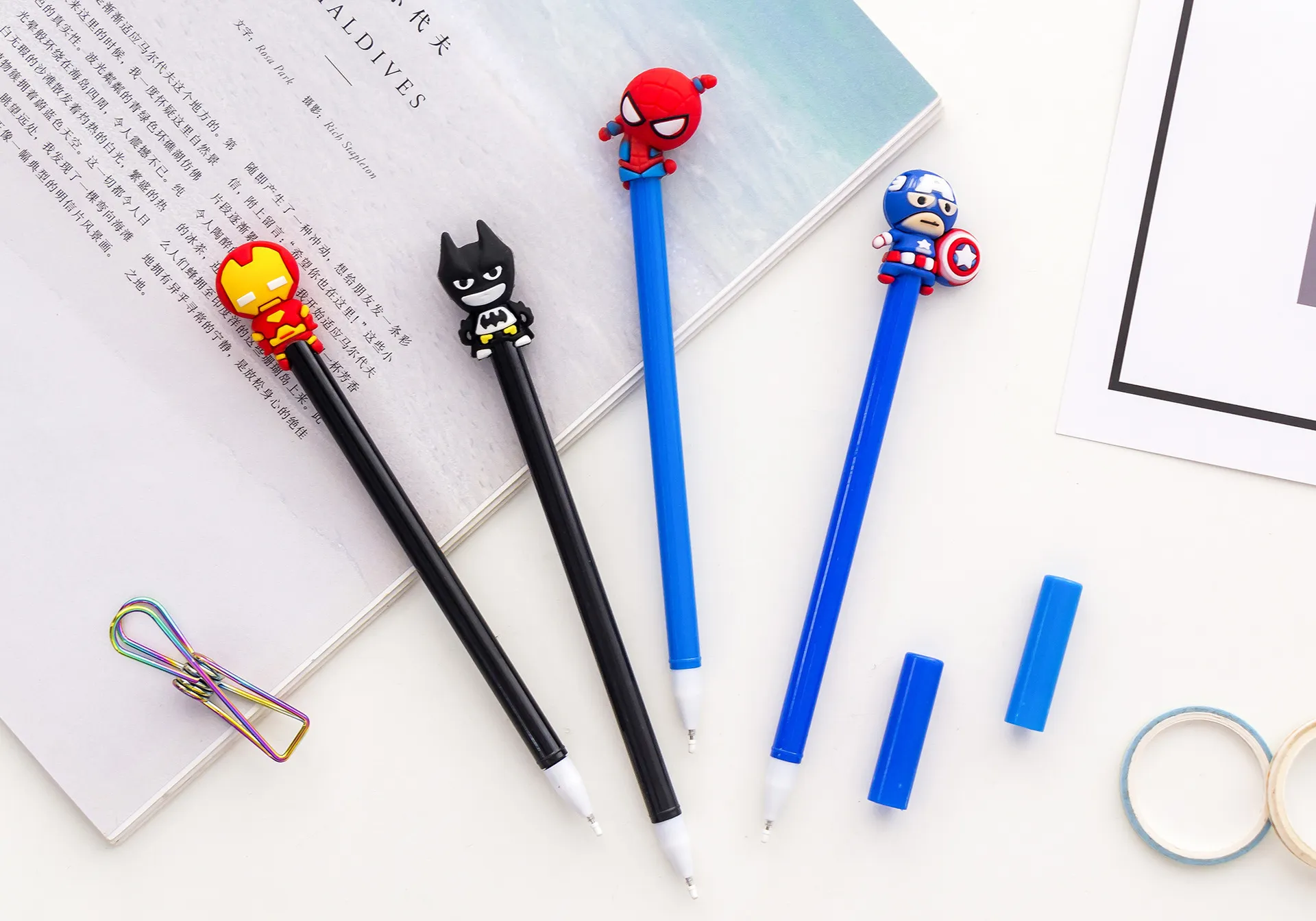 Creative Student Earth Hero Cartoon Neutral Pen 05mm Blackwater Student Neutral Pen School Stationery hela 2012027087138