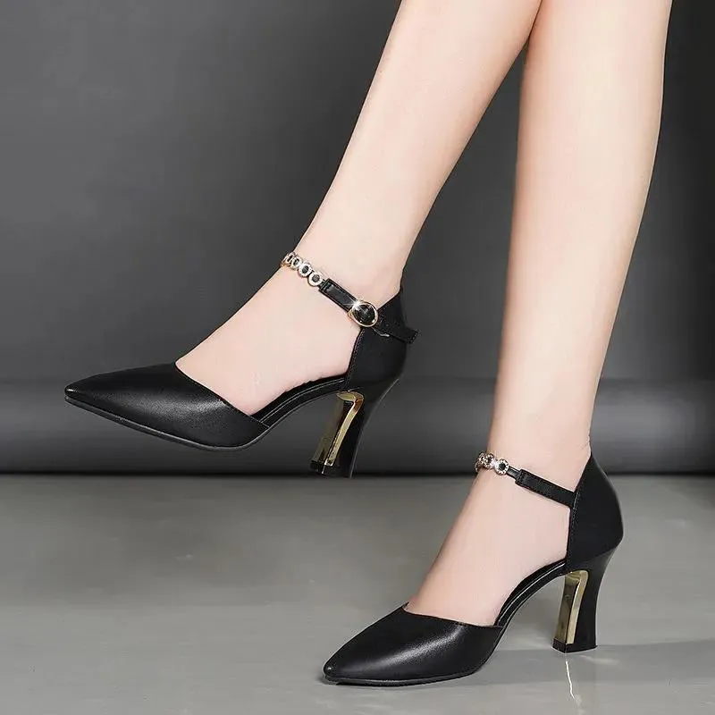 Sapatos Femininas Donna Classico Nero Cinturino con fibbia Hollow Office Scarpe tacco alto Lady Beige Tacchi autunnali A9576c