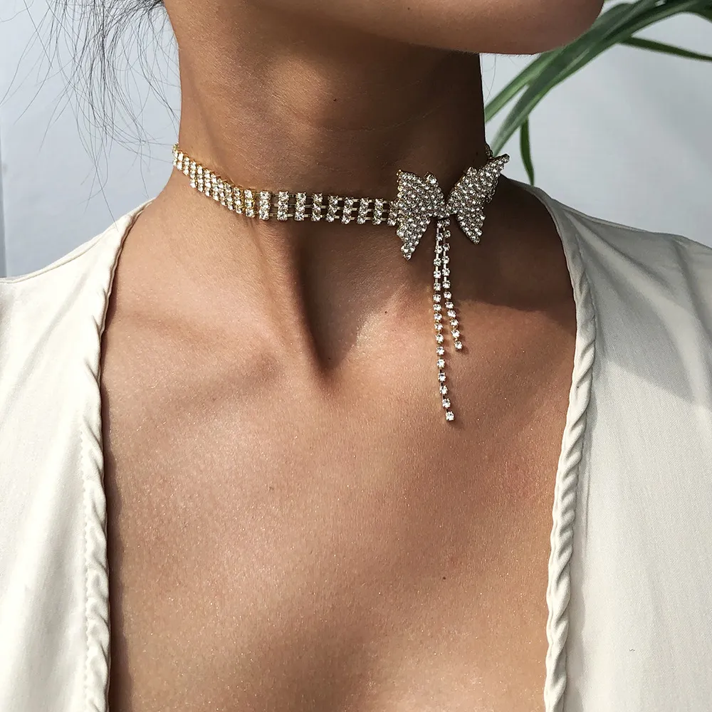 Collana corta con fiocco di diamanti pieno Girocollo di cristallo alla moda alla moda gioielli da donna feste di nozze