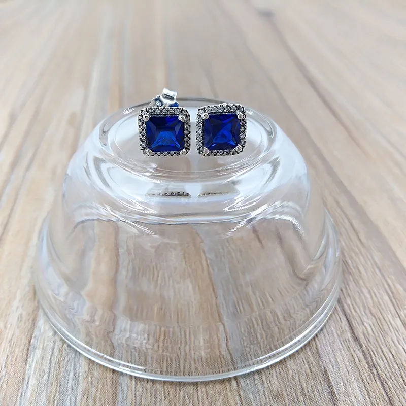 Аутентичные 100% 925 стерлингового серебра стерлингового серебра Pandora Blue Timeless Elegance Cree CZ Серьги из CZ с четким CZ подходит для европейских 290591NBT