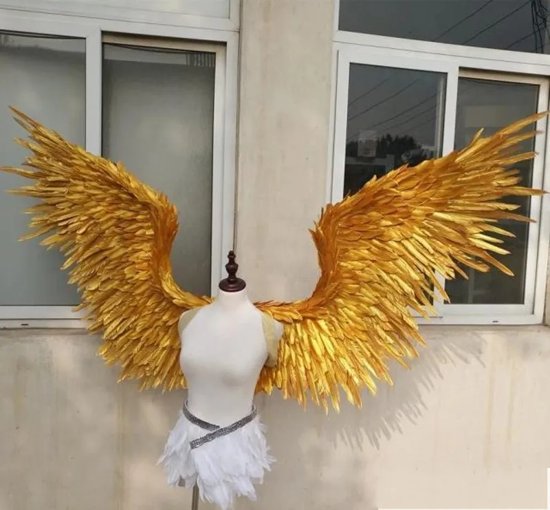 A asas de penas de penas de anjo de ouro lindas lindas de 185cm para pografia de dança Display Party Wedding Decorações 271R