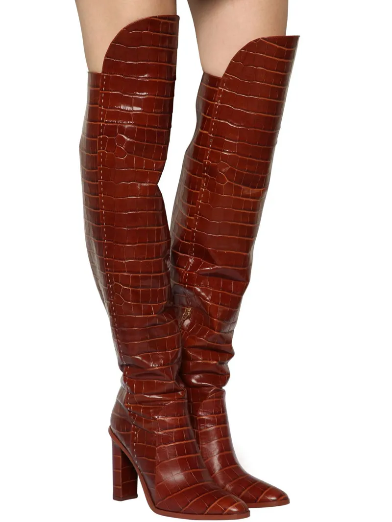 Autumnwinter Fashion Show Cowhand geprägte Stiefel Ultra High Heel Spitze Overtheknee Spitze Zehenhülse Weibliche Stiefel 201109