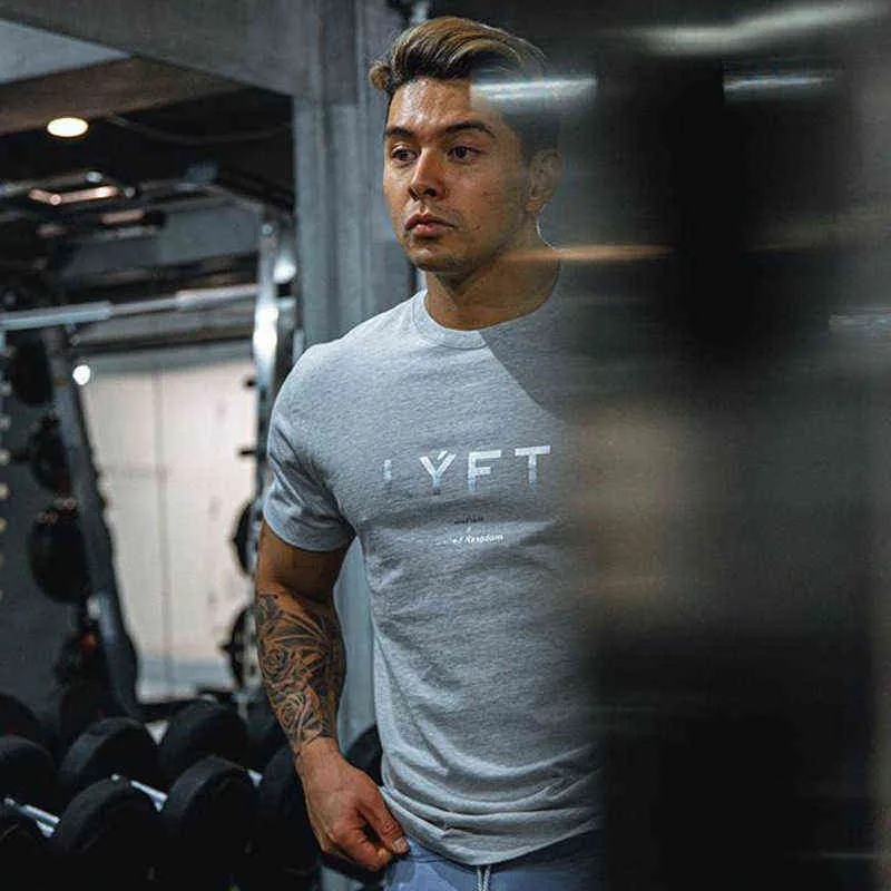 JapanUK 2021 Estate Uomo Palestra Cotone Manica Corta T Shirt Fitness Bodybuilding Camicie Stampa Moda Abbigliamento Maschile Marca Tee Top G1222