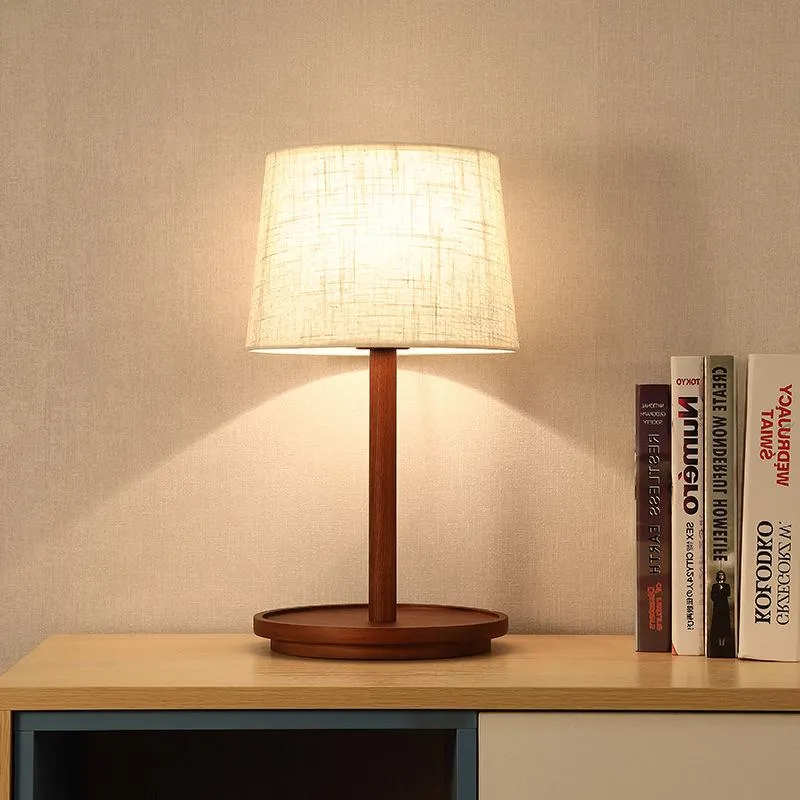 Lampada da tavolo in legno in stile giapponese paralume in tessuto semplice soggiorno camera da letto comodino lettura luci da scrivania decorazione della casa E27 LED L256B