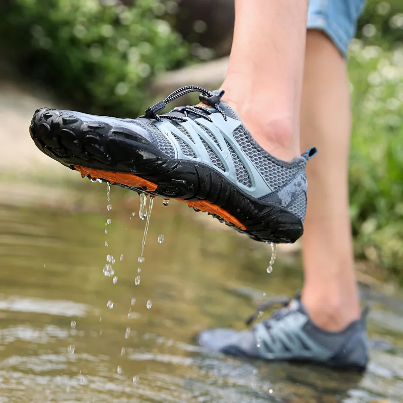 Erkekler Memba Yürüyüş Su Ayakkabı Çabuk Kuruyan Spor Ayakkabı Y200420 için Yalınayak Beş Parmak Ayakkabı Yaz Plaj Ayakkabı