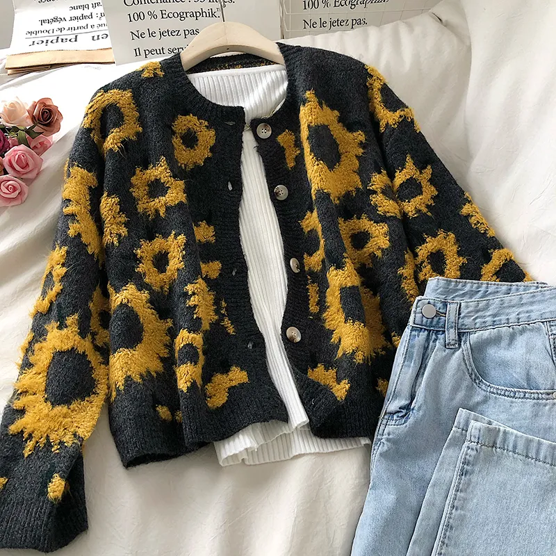 Gagarich Women Knit Sweater Long-sleeved 2020 New Winter Autumn Korean Style Casual O-neck Floral Sweet Cardigans Fashion LJ201113