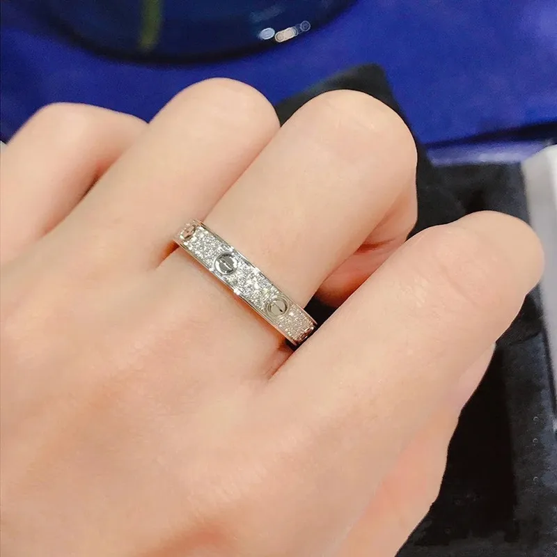 Novo v ouro gypsophila anel cheio de diamante alto carbono diamante amor anel três fileiras diamante casal anel net celebridade model265t