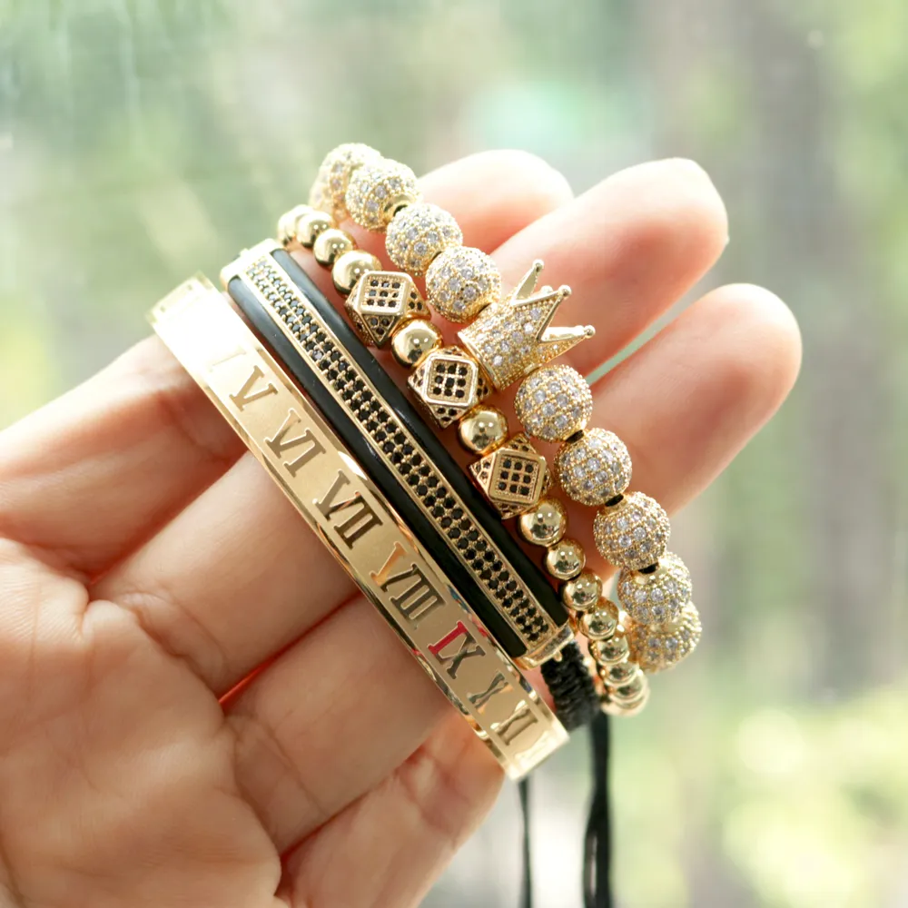 Hommes Bracelet bijoux 4 pièces ensemble breloques couronne perles en macramé Bracelets tressage homme bijoux de luxe pour femmes bracelet cadeau F12012203
