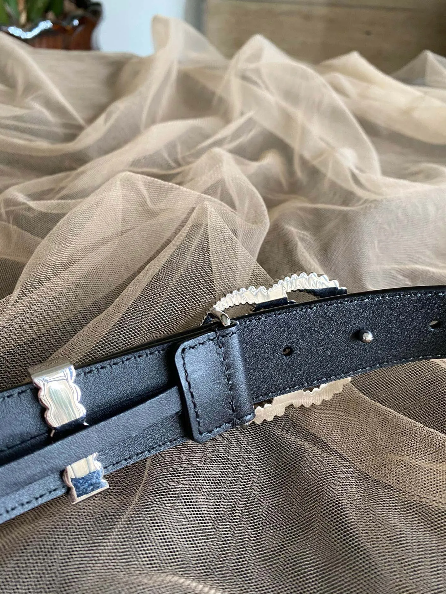 qualité noire authentique en cuir torchon en or boucle femme ceinture bac avec coffre designers ceintures hommes ceintures ceintures 051266f