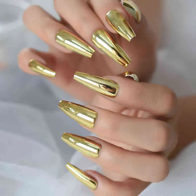 Falsi unghie metalliche Testi unghie in bara mela Long Ballerina Gold Specchio pressa finta sul set completo decorazioni di unghie 2202255571583