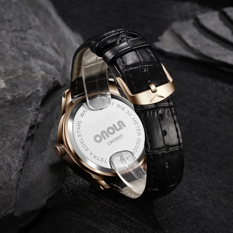Marca 2021 nueva moda Simple estudiante Quarz movimiento reloj para hombre cinturón impermeable reloj para hombre relojes de pulsera