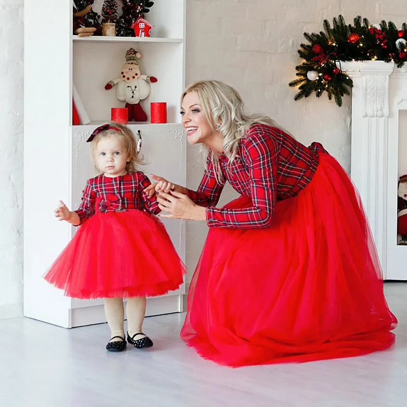 2020 New Year Family Matching Clothes Christmas Mother Daughter Dresses Mommy And Me Plaid Mom Dress Kids Child Outfit Y12153688563