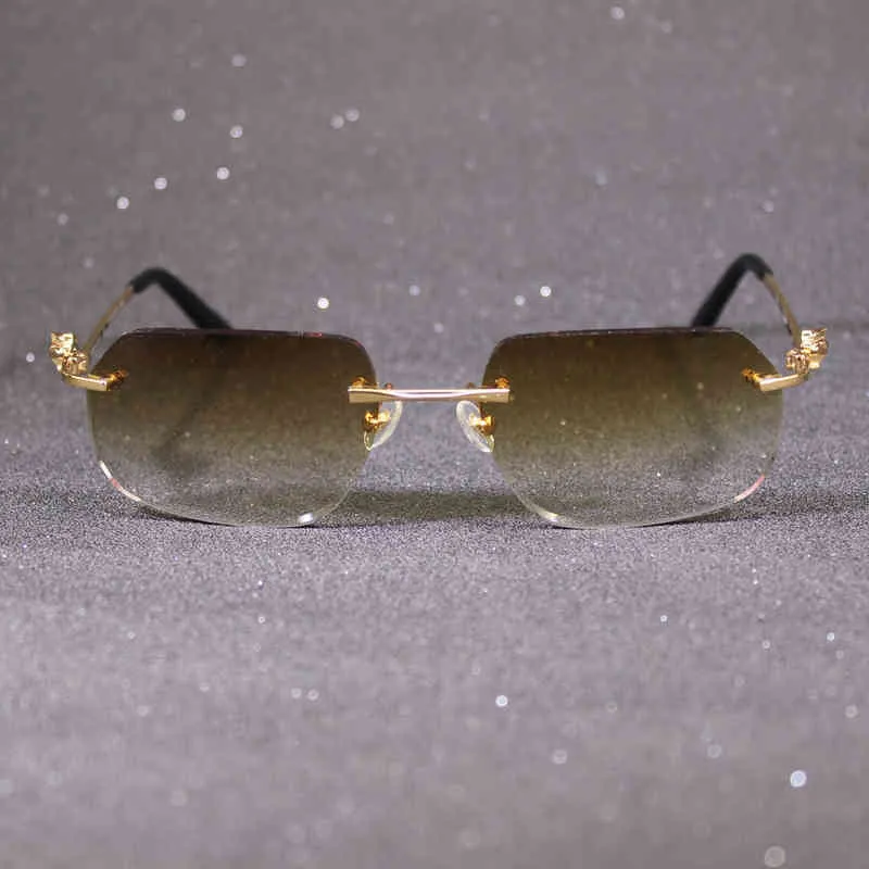 Luxury Panther Solglasögon för män och kvinnor Nya designer Sun Glasses Frame Decoration Accessories Fashion Show Eyewear Oculos9776440