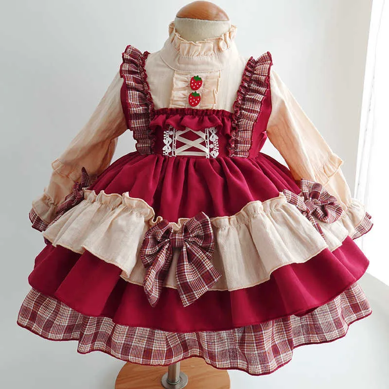 Bébé filles robe espagnole enfants lolita princesse rouge vintage robes enfant anniversaire fête de mariage robe adolescent fraise frocks 210615
