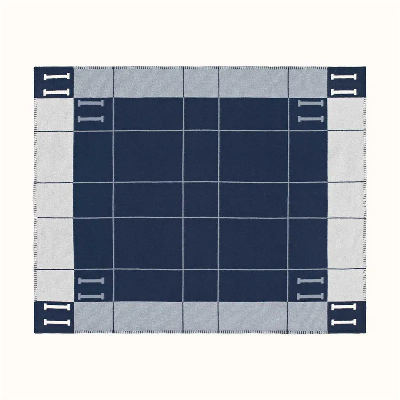デザイナーがカシミア毛布昇華豪華な手紙ホームトラベルスロー冬のベビービーチブランケットタオルレディースソフトショールW223o