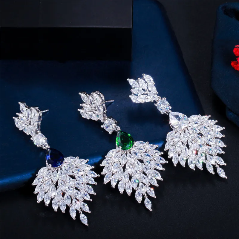 Brincos de Marca de Jóias de Casamento Luxo Brincos De Desenhista Moda Nupcial Dangle Jewellery Declaração de Cristal Flor Pingente