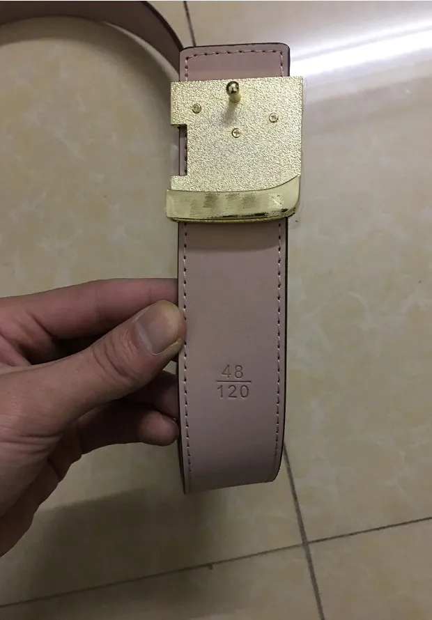 2027 Fashion Big Buckle حزام جلدي أصلي مع أحزمة مصممة مربع الرجال