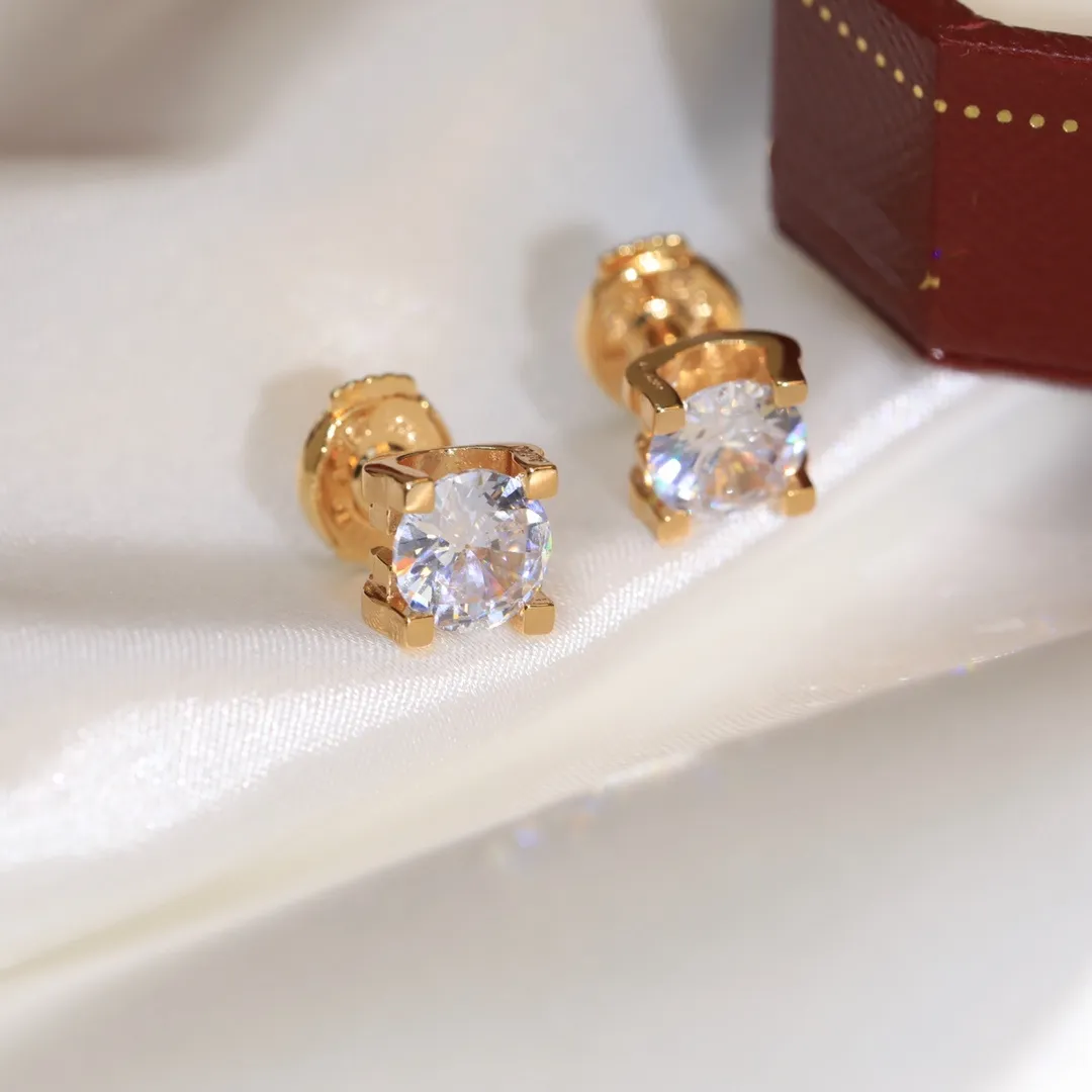 C Legers Diamonds Earring 최고 품질의 스터드 럭셔리 브랜드 18 K Gilded Studs for Woman 브랜드 디자인 새로운 판매 다이아몬드 절묘한 GIF249S